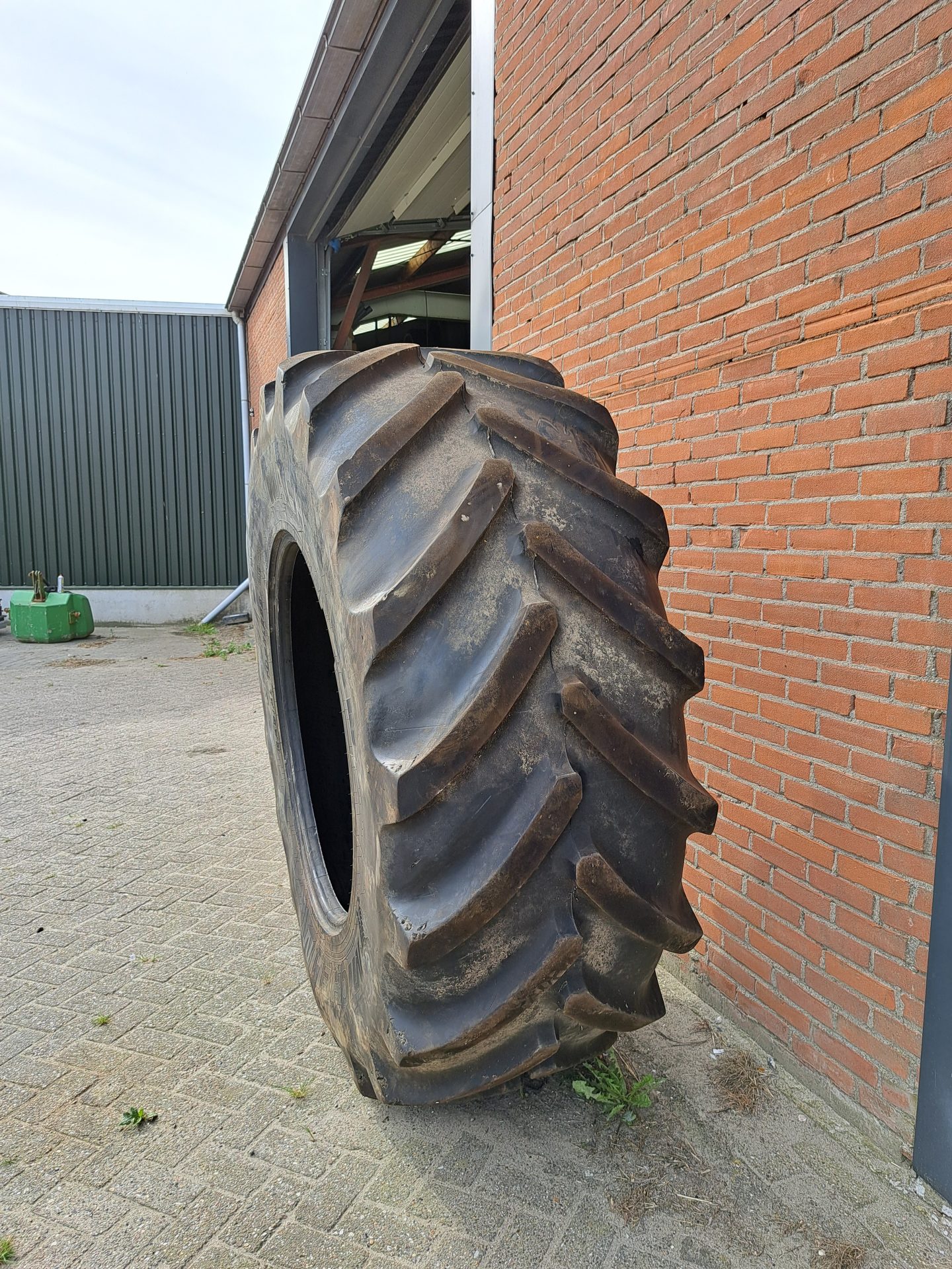 Gebruikte tractorbanden kopen in Zierikzee