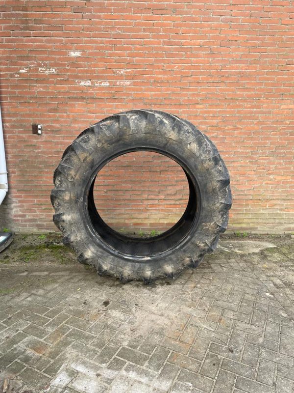 16.9R38 Michelin