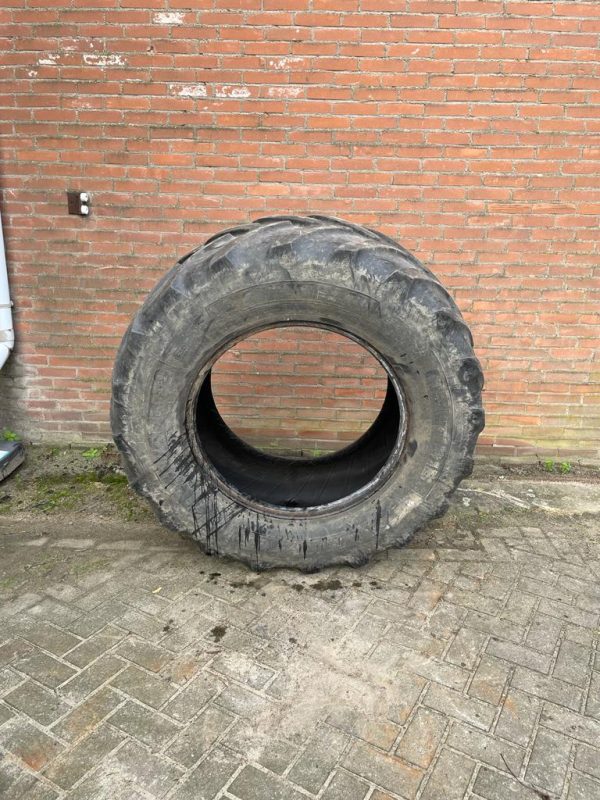 540/65R30 Michelin