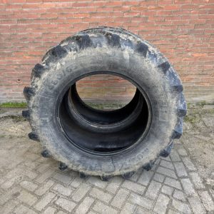 480/65R28 Michelin